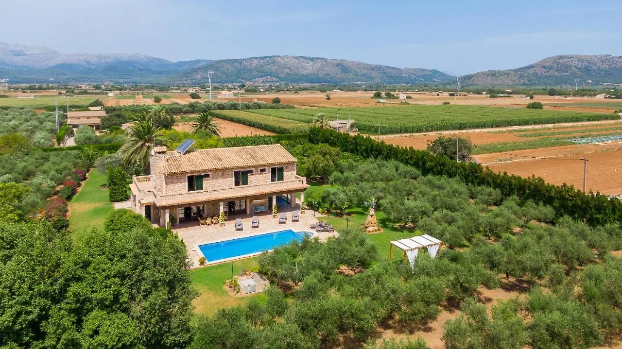 Villa Lagoon Sa Pobla Spain